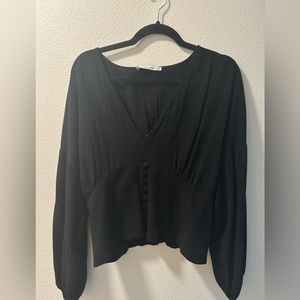 Abercrombie long sleeve v-neck black top with buttons / size XL